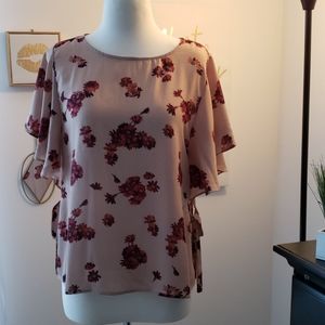Top- Floral print